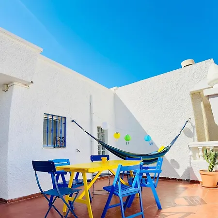 Casa Del Sol - Casa Familiar Junto A La Playa Con Vistas Al Mar En Альмерия