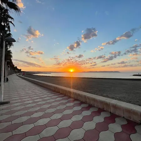 Casa Del Sol - Casa Familiar Junto A La Playa Con Vistas Al Mar En Дом отдыха