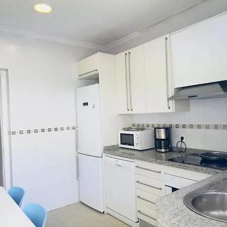 Дом отдыха Casa Del Sol - Casa Familiar Junto A La Playa Con Vistas Al Mar En *